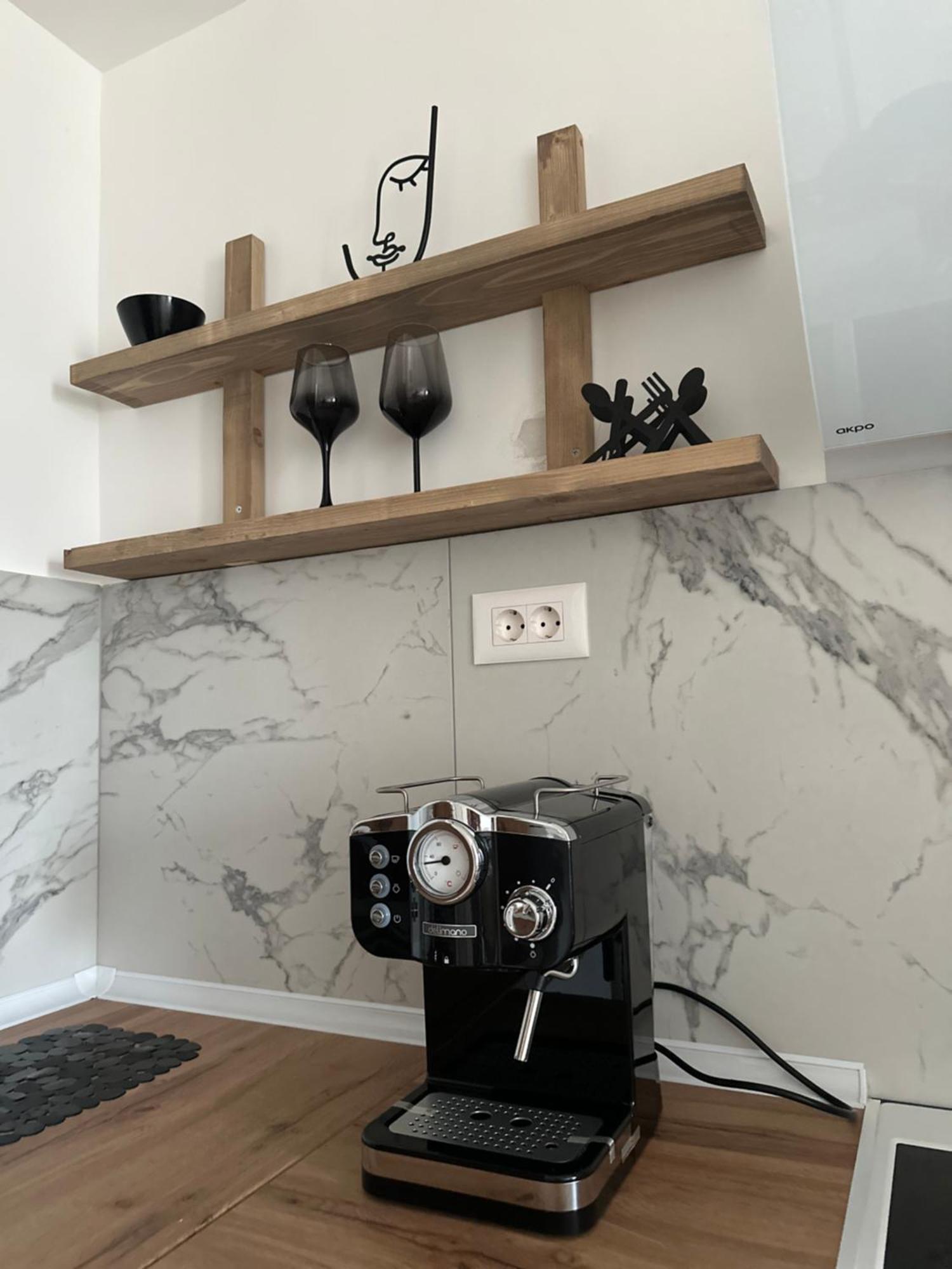 Apartments Jana Скопие Екстериор снимка