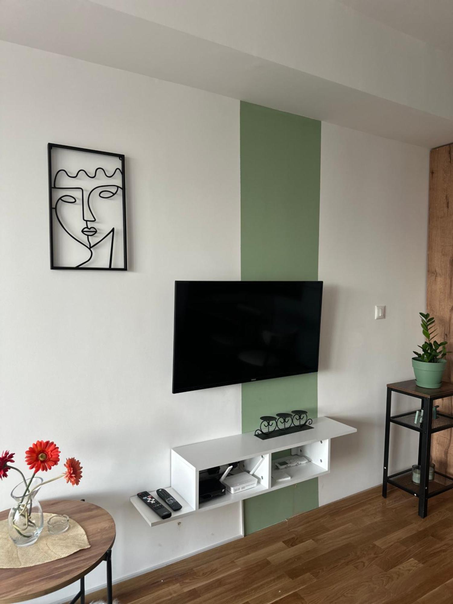 Apartments Jana Скопие Екстериор снимка